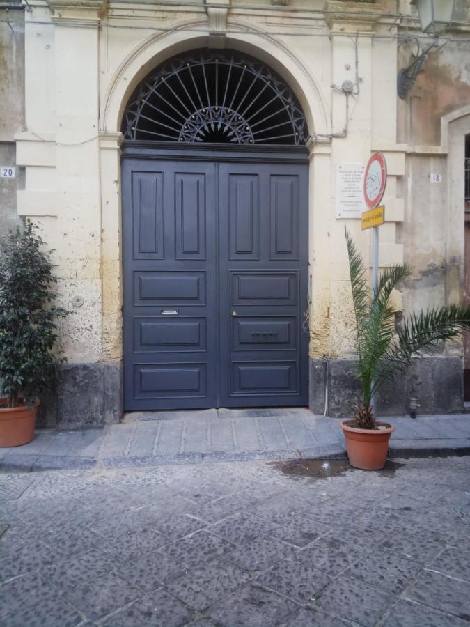 Casa Giuseppe Bed & Breakfast Catania Exterior photo